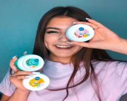 She is often featured to advertise products on her Instagram profile for promotion and growth of some brands.